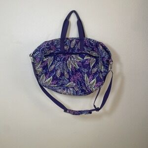 Vera Bradley Medium Travel Carry On/Overnight Violet Floral Escape  With‎ Strap